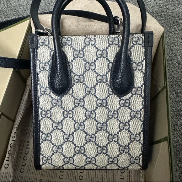 Mini tote bag with Interlocking G Beige and Blue GG supreme canvas - Picture 2 of 5